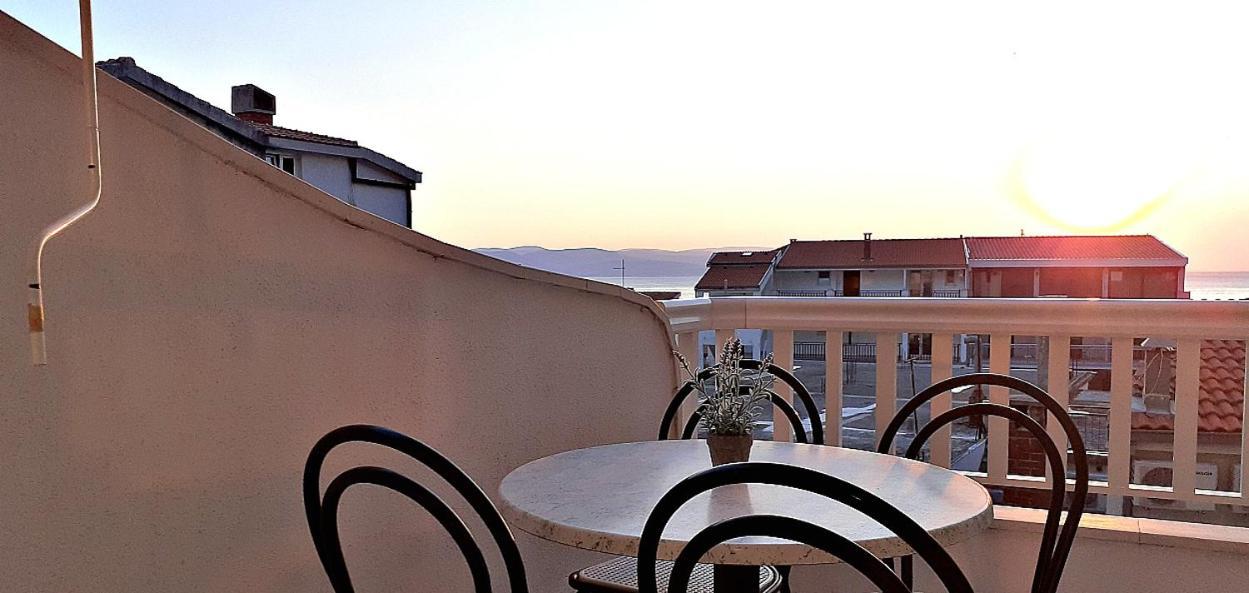 Apartments Villa Bonaca Baska Voda Room photo