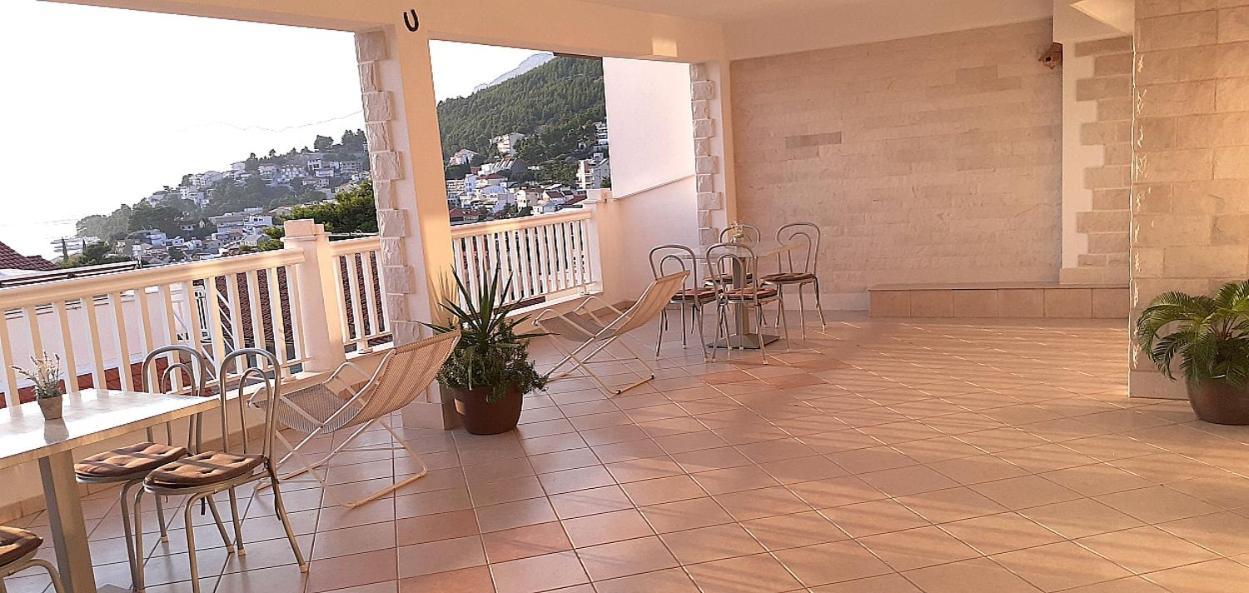 Apartments Villa Bonaca Baska Voda Room photo